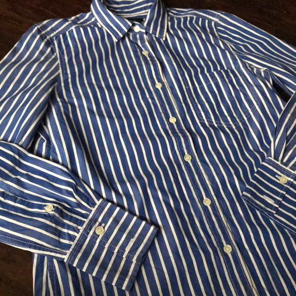 J.Crew L/S Shirt in Vertical Stripe (sz 2)